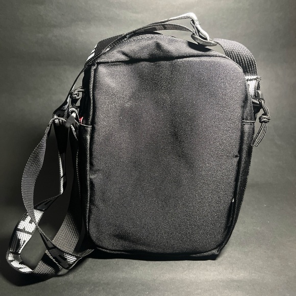 Supreme Black Messenger Bag - Picture 2 of 2